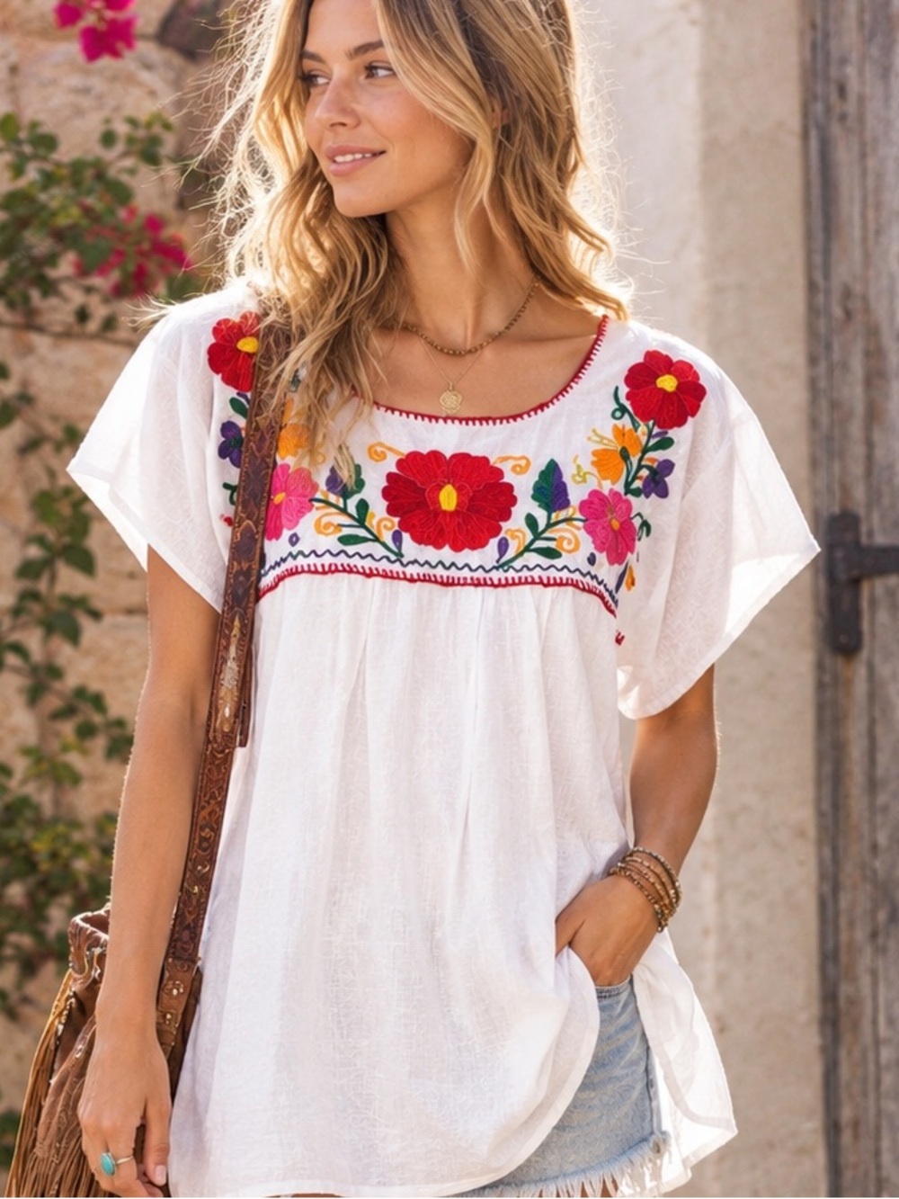 Sz L Mexican White Floral Embroidered S/S Shirt